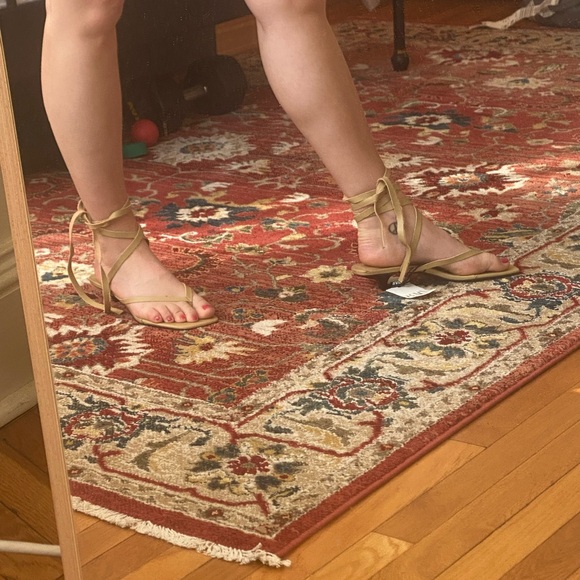 NEW ZARA STRAPPY KITTEN HEEL LEATHER SANDAL - Picture 14 of 15